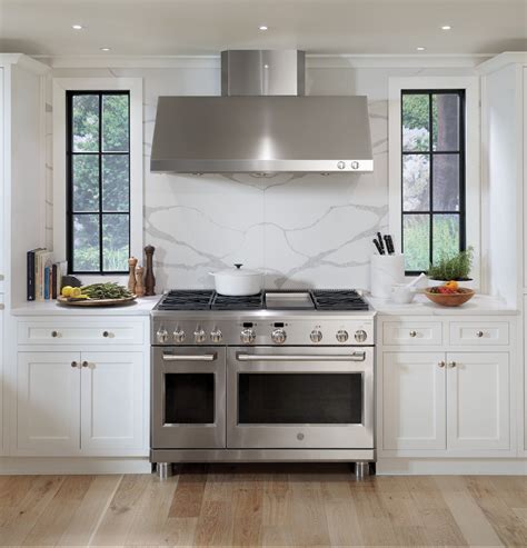 what color cabinets with stainless steel appliances|stainless steel cookware colors.